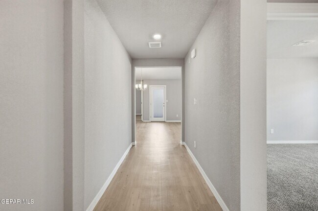 Building Photo - 14561 Desert Poppy Ct