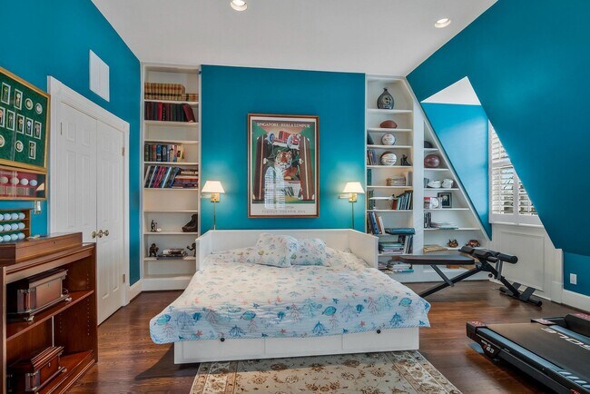 Building Photo - 3230 Volta Pl NW