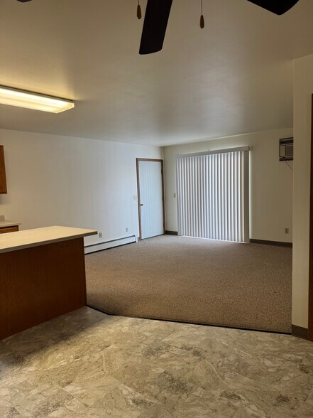 Building Photo - 3116 Wilson Ave