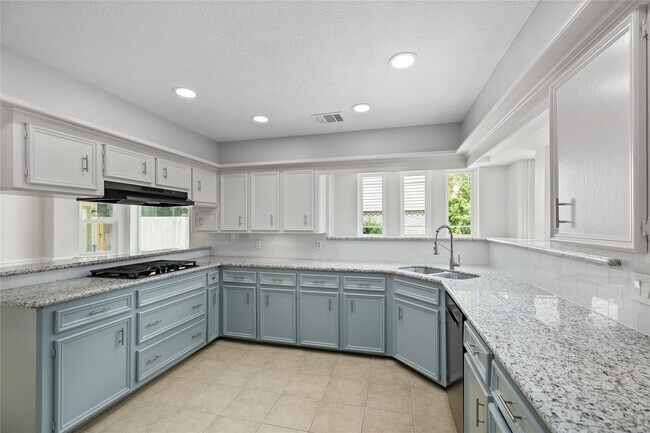 Building Photo - 13014 Wincrest Ct