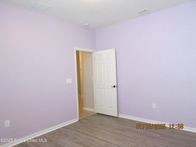 Building Photo - 1708 Maeve Cir