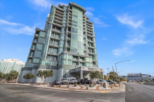 Building Photo - 360 E Desert Inn Rd