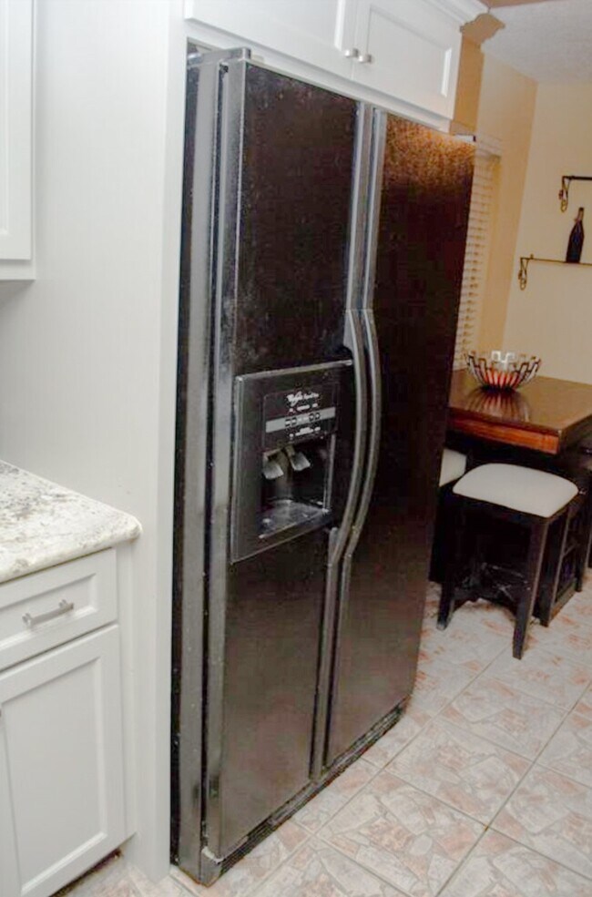 Building Photo - 10114 Kirkvale Dr