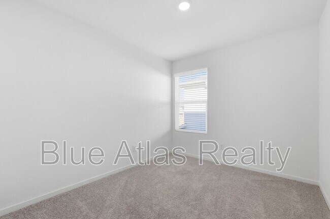 Building Photo - 12200 Steeplechase Dr