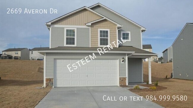 Building Photo - 2669 Averon Dr