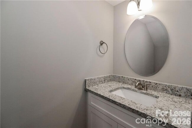 Building Photo - 3971 Newhall Dr NW