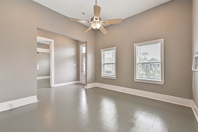 Building Photo - 2914 Avenue K