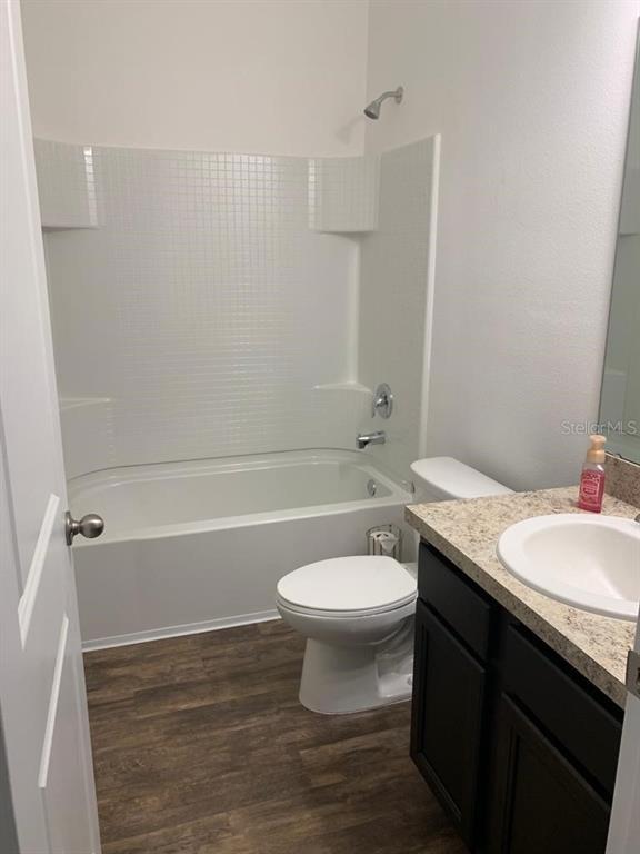 Building Photo - 4911 St James Dr