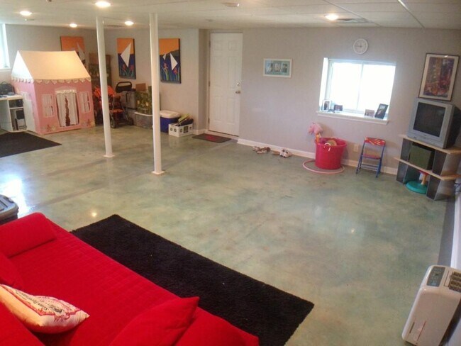 Building Photo - 2756 Deerwood Trail