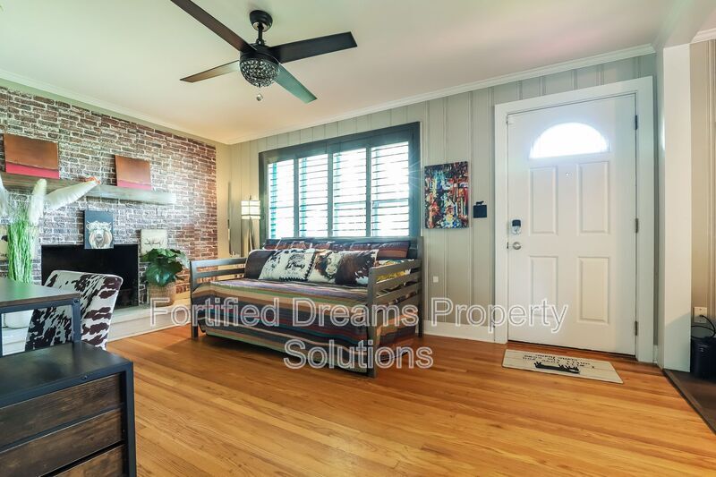 Building Photo - 157 Mickey Rd