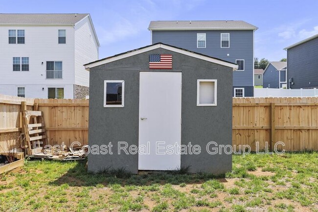 Building Photo - 399 Toulouse Ln
