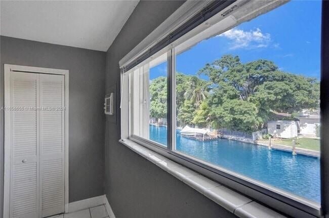 Building Photo - 1816 E Oakland Park Blvd