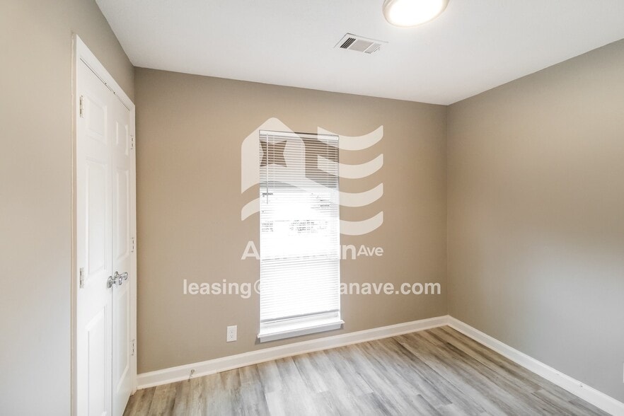 Building Photo - 109 Colbert Blvd