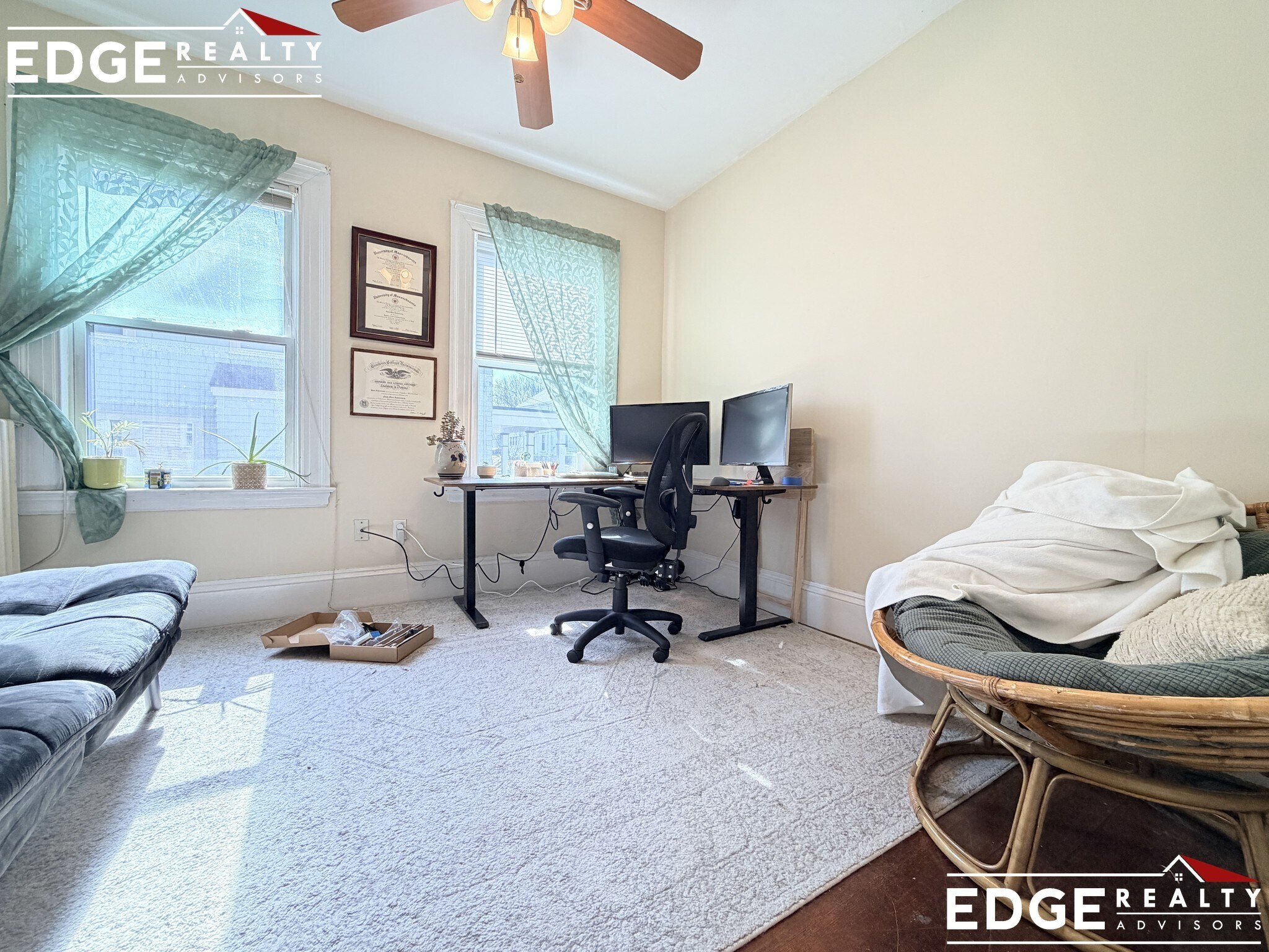 Building Photo - 73 Leicester St