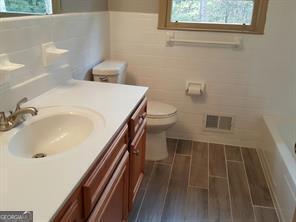 Building Photo - 6304 Shore Dr