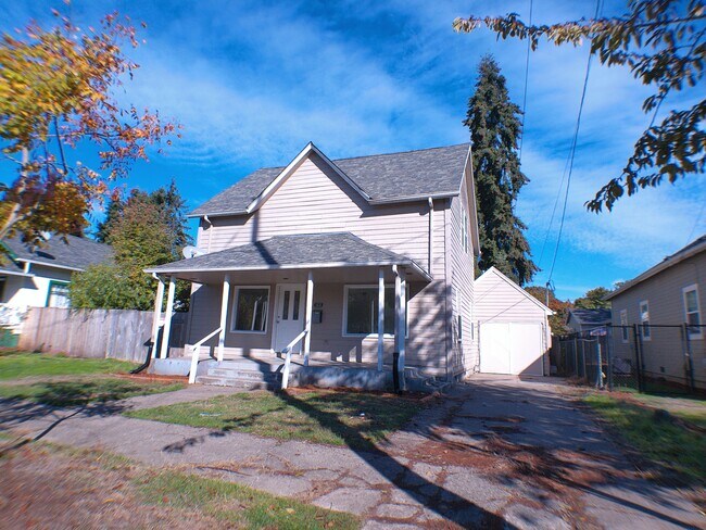 Building Photo - 1835-MH1835 Trade St SE
