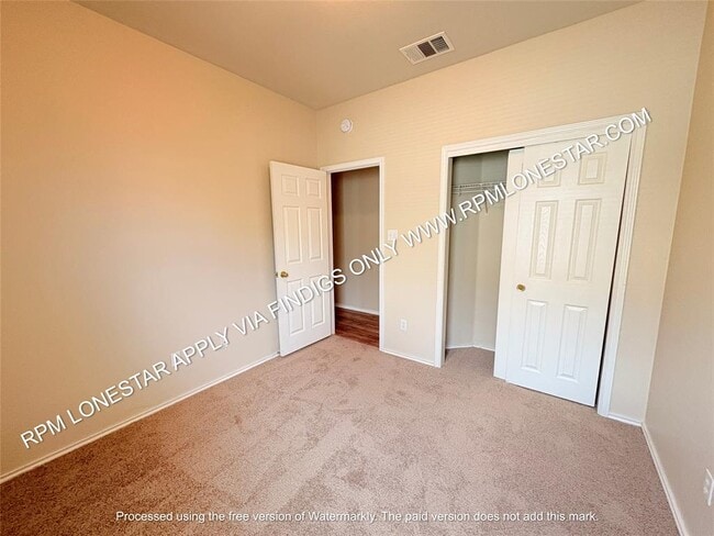 Building Photo - 11604 Lapoynor St