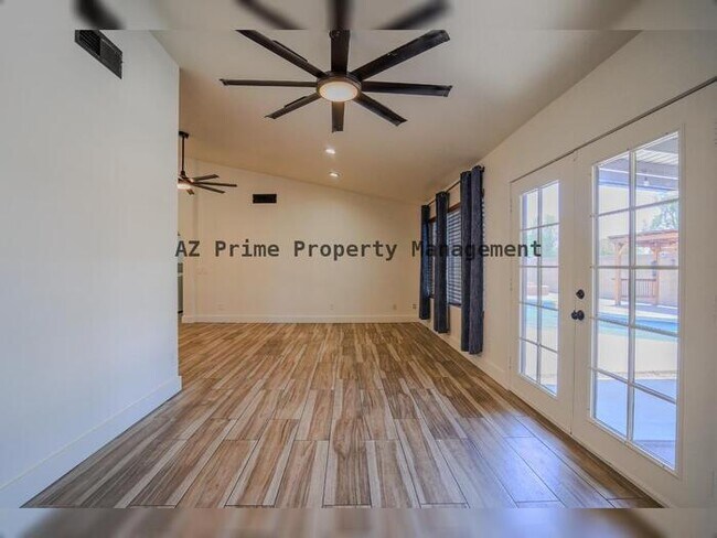 Building Photo - 9054 N 84th Ln