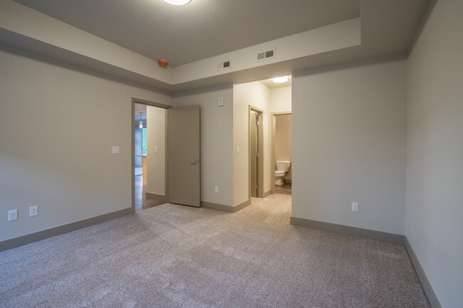 Building Photo - 210 Pueblo Ave