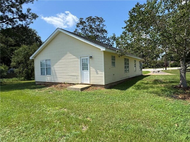 Building Photo - 3080 Beth Ct