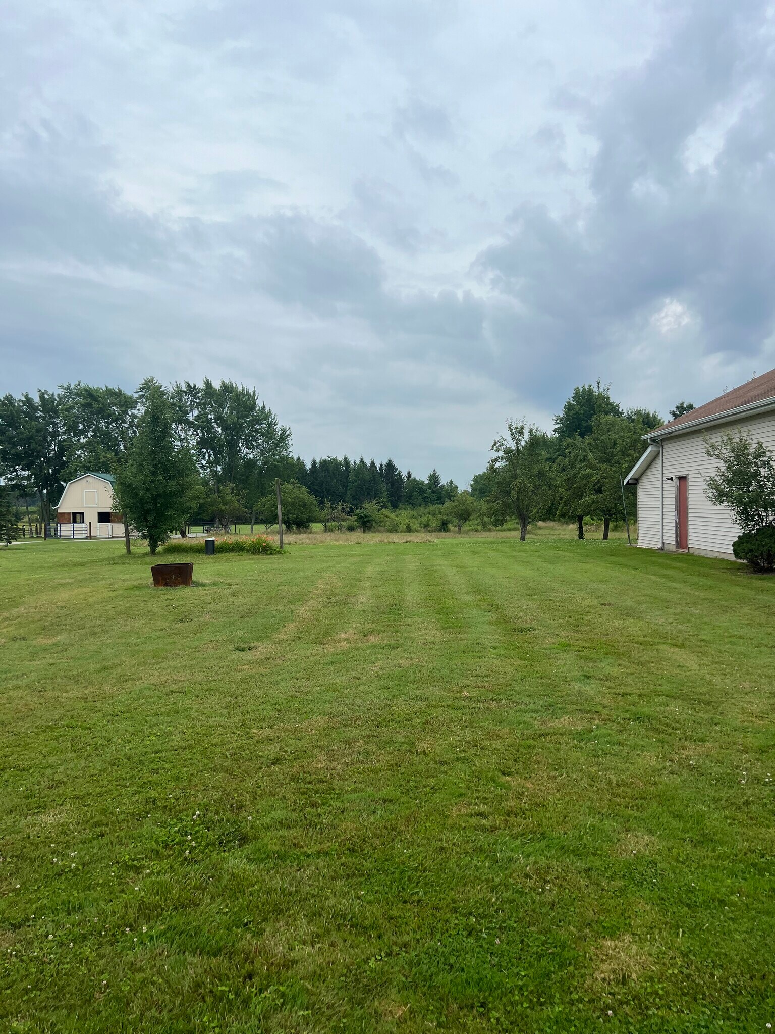 Building Photo - 7650 Warner Rd