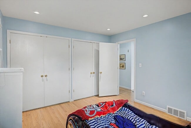 Building Photo - 8311 Juniper Ln