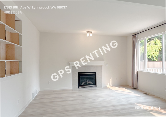 Building Photo - 17813 16th Ave W