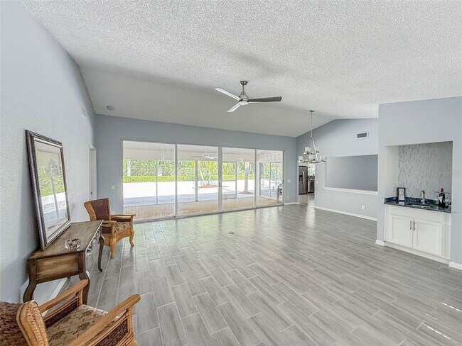 Building Photo - 5708 Garden Lakes Fern
