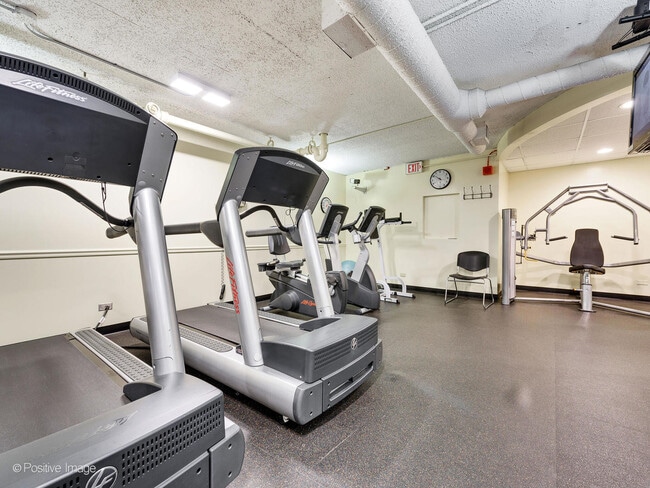 Building Photo - 1560 N Sandburg Terrace