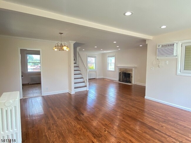 Building Photo - 52 Day St