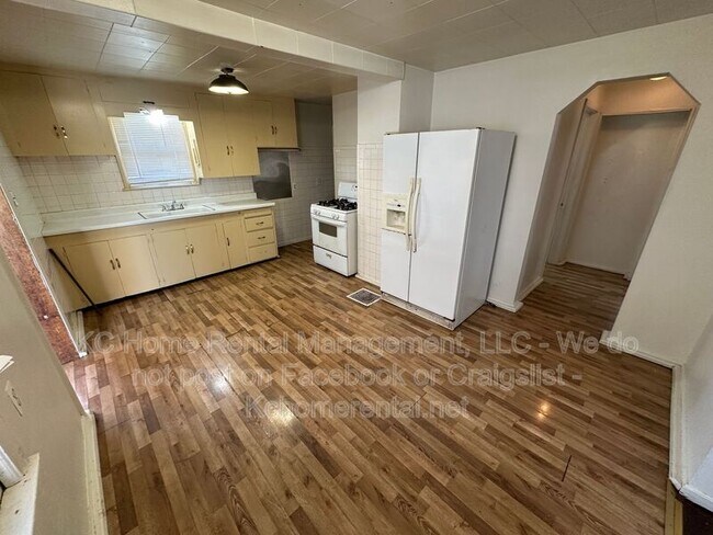 Building Photo - 2115 N 40 St