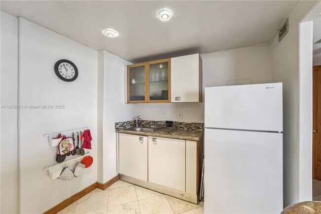 Building Photo - 11111 Biscayne Blvd