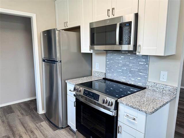 Building Photo - 301 Shady Grove Dr