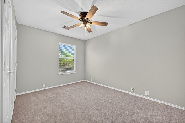 Building Photo - 7202 Toad Hollow