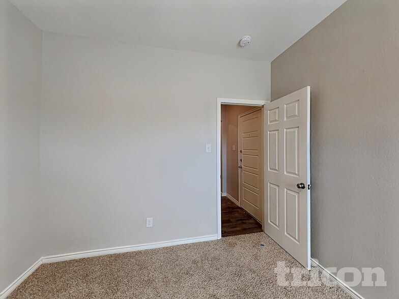 Building Photo - 345 Brandywine Ct