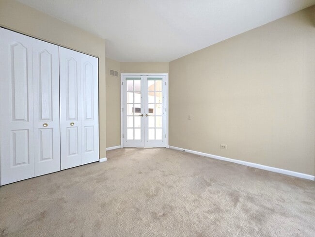 Building Photo - 713 Alsace Ct