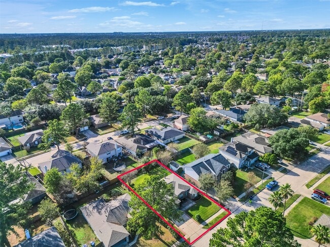 Building Photo - 28711 Atherstone St