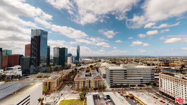 Building Photo - 1100 Wilshire Blvd