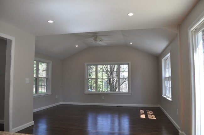 Building Photo - 349 Stow Rd
