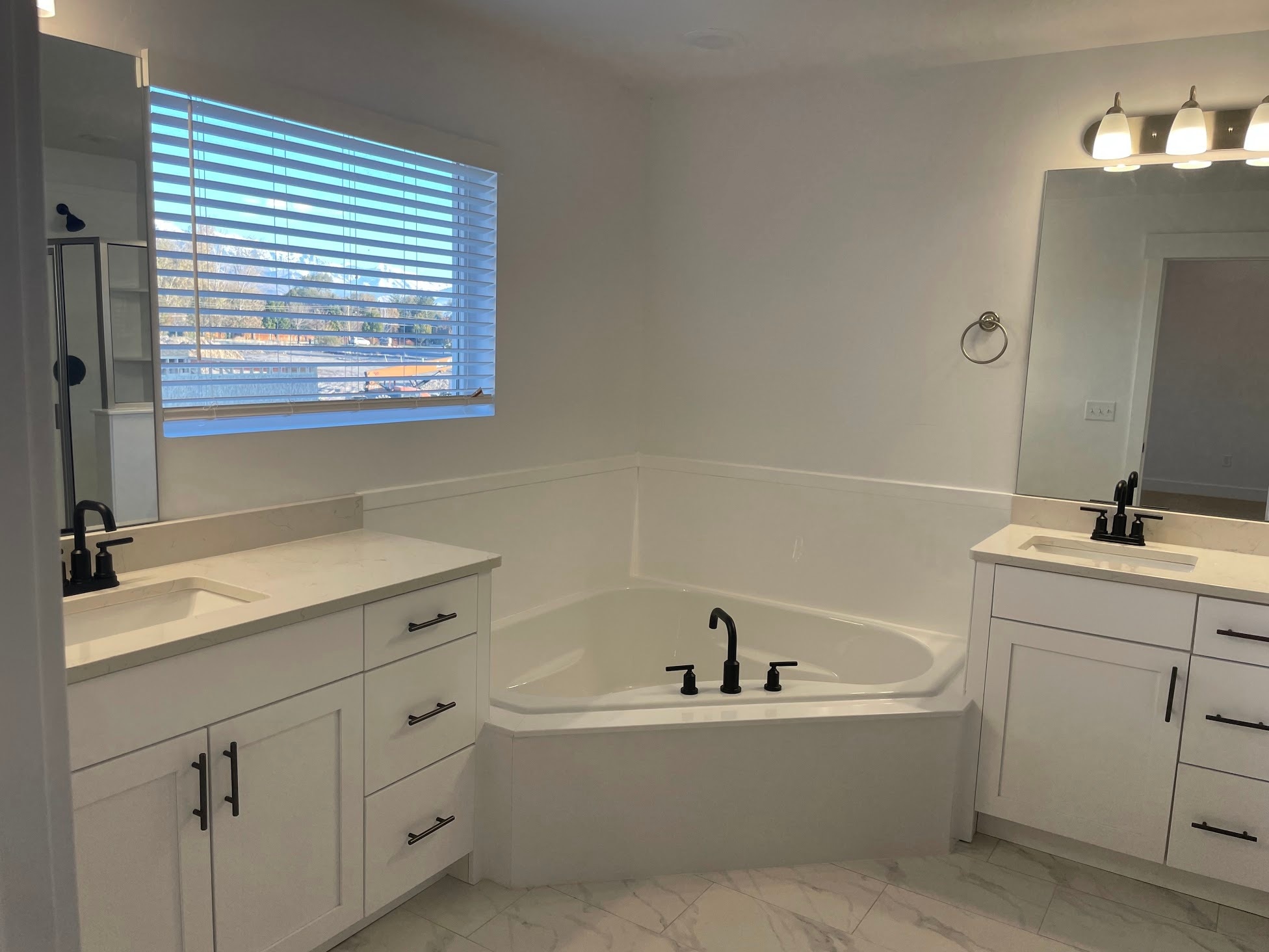 Building Photo - 10817 N Black Shale Loop