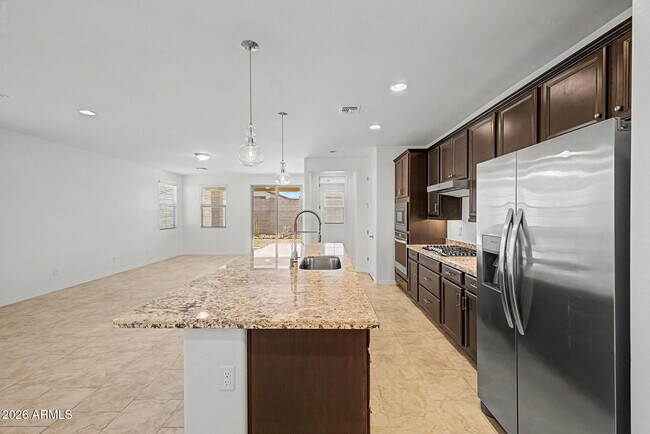 Building Photo - 17239 W Desert Sage Dr