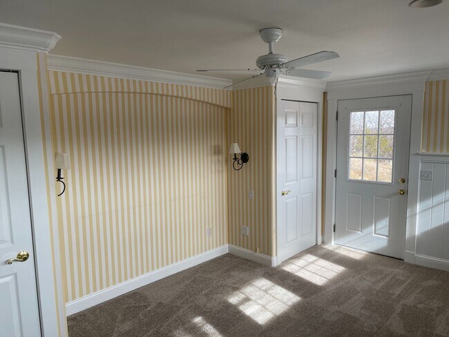 Building Photo - Charming Remodeled 5bd Country Home in Pal...