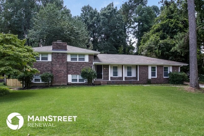 Building Photo - 1451 Cardinal Ln