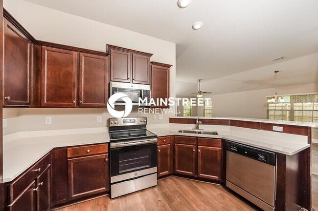 Building Photo - 3 Bedroom Pet-Friendly Home in Odenville, ...