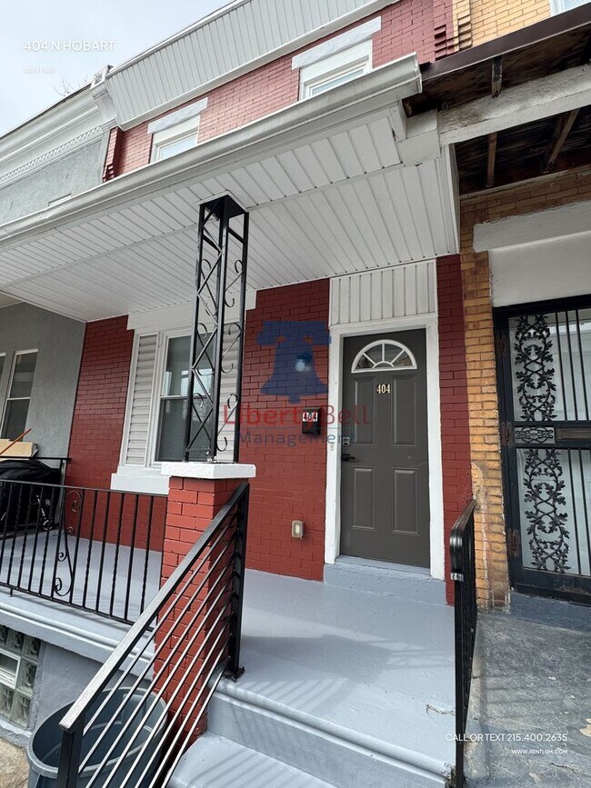 Building Photo - 404 N Hobart St