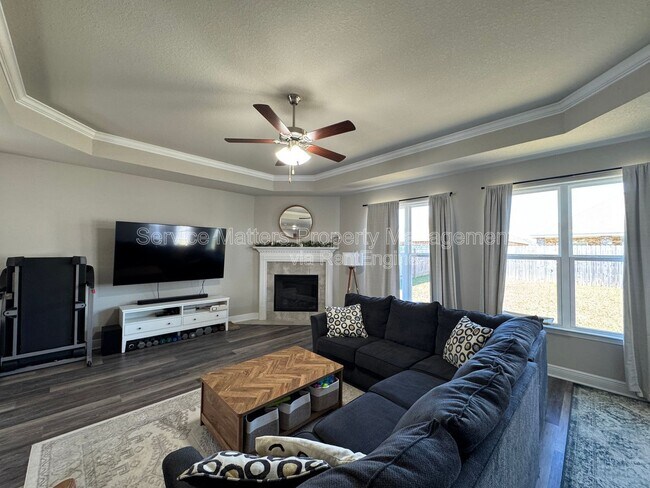 Building Photo - 5337 Parkside Dr