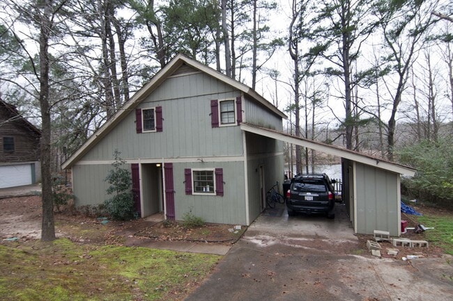 Building Photo - Whippoorwill