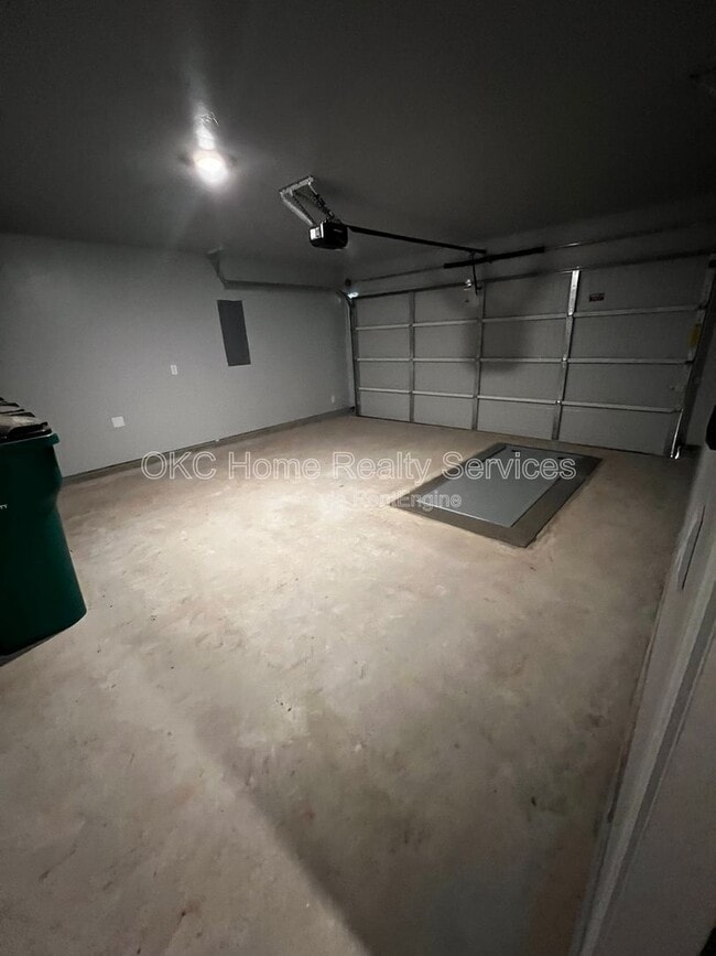 Building Photo - 14224 Trickling Wy