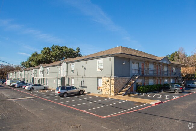 Building Photo - The Loren Apartments