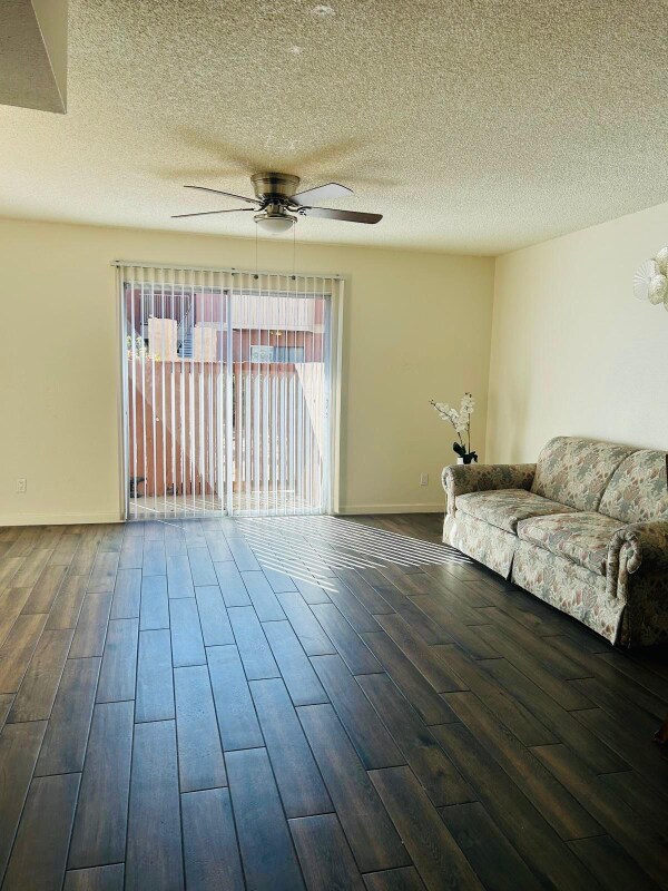 Building Photo - 4444 N 7th Ave